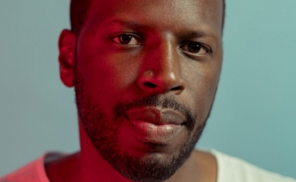 Quarteirense Dino dSantiago vence três «Prémios Play» e torna-se o mais premiado