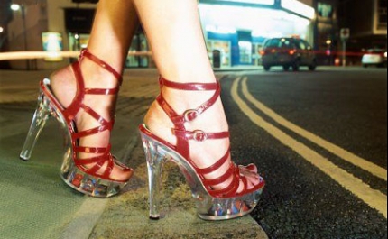 Três pessoas condenadas a prisão efetiva por lenocínio de menores