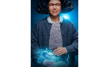 TEATRO DO ELÉCTRICO ESTREIA «ESTAR EM CASA» EM LOULÉ