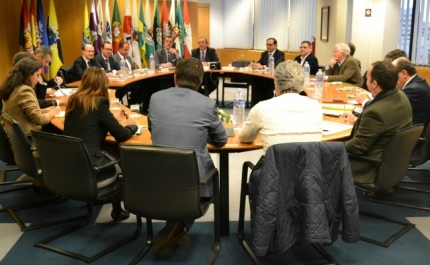 REGIÃO DE TURISMO DO ALGARVE REÚNE-SE COM TURISMO DE PORTUGAL