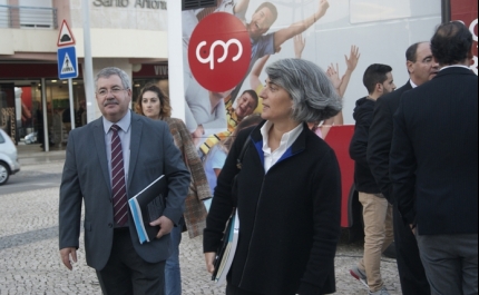 Autocarro do Orçamento Participativo de Portugal em digressão pelo Algarve