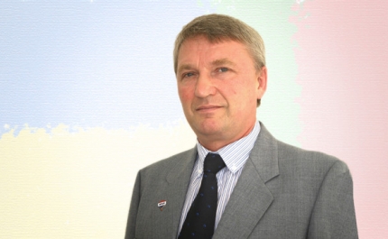 Vadym, o mediador ucraniano que apoia refugiados desde o Algarve