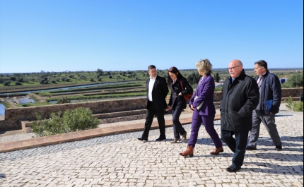 Inaugurado Espaço Multifuncional Envolvente à Casa do Sal 