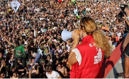 UALG | 4.000 alunos manifestaram-se contra os Cortes 