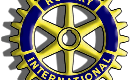 Professor Doutor Adriano Moreira  realiza Palestra no Rotary Clube de Albufeira sobre  «A Globalização e os Direitos Humanos»