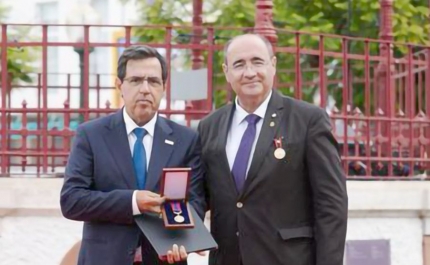 Município de Faro atribui Medalha de Mérito ao Reitor da UAlg