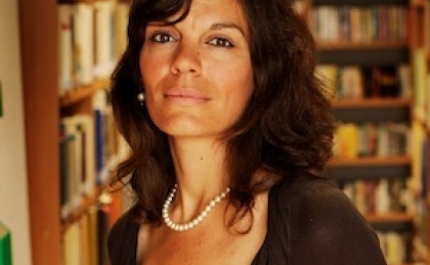 HISTORIADORA RAQUEL VARELA EM “DISCURSO DIRETO”  NA BIBLIOTECA MUNICIPAL DE LOULÉ