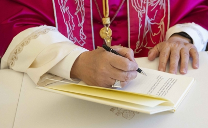 «Dilexi Te»: Primeira exortação de Leão XIV assume legado social de Francisco