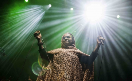 A lenda do Gana, a Mauritânia no feminino e o reencontro do Monte Cara no arranque do MED