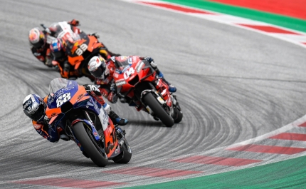 «Guia Algarve» de novembro já está disponível