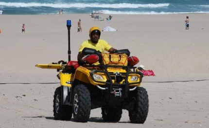 FUZILEIROS VIGIAM PRAIAS DURANTE A ÉPOCA BALNEAR 2014