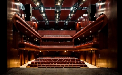 «CONVERSAS À QUINTA» COM FOLHA DE MEDRONHO E COLECTIVO JAT - JANELA ABERTA TEATRO NO CINE-TEATRO LOULETANO