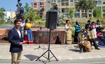 Município de Faro já inaugurou monumento de homenagem ao Grupo Folclórico de Faro