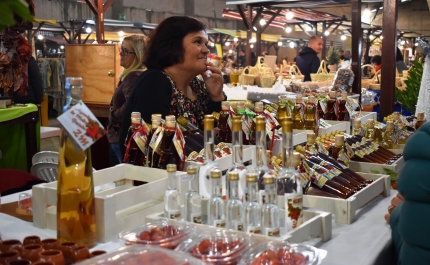 FEIRA DA SERRA DE NATAL ESTÁ DE REGRESSO COM TRADIÇÕES  ALGARVIAS