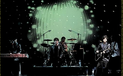 BANDA DE TRIBUTO AOS BEE GEES AO VIVO  NO PUROBEACH