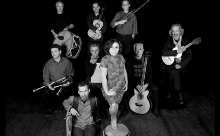CINE-TEATRO LOULETANO ASSINALA 25 DE ABRIL COM CONCERTO DA BRIGADA VICTOR JARA