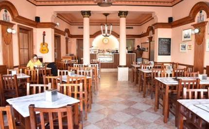 CAFÉ CALCINHA CELEBRA 90º ANIVERSÁRIO E RECEBE PRESIDENTE DA ASSOCIAÇÃO EUROPEIA DOS CAFÉS COM HISTÓRIA
