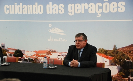 Alcoutim distingue diácono Albino Martins com Medalha Municipal de Mérito, grau ouro