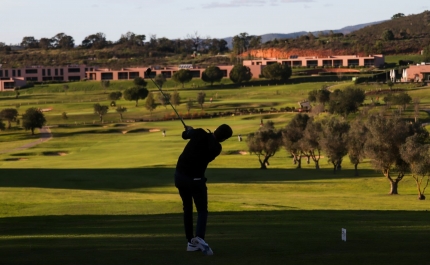 NAU Morgado do Reguengo Resort recebe cinco torneios do circuito profissional de golfe