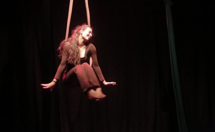 Faro recebe maratona teatral de três dias com Festival Internacional de Teatro Físico