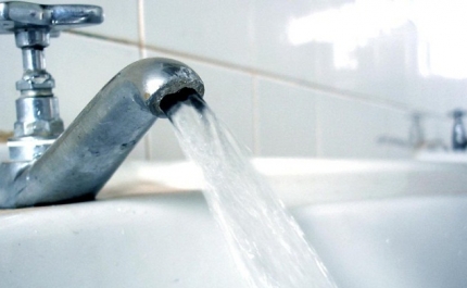 Águas do Algarve quer distribuir água até às torneiras e garantir qualidade e preço únicos