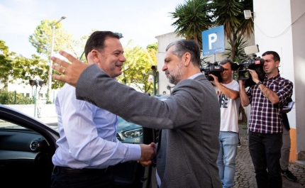 Algarve com problemas agravados devido à gestão socialista - líder do PSD