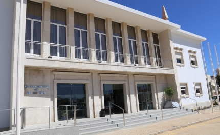 Vila do Bispo: autarquia vai devolver 5% do IRS aos munícipes e fixar a taxa mínima de IMI em 2026
