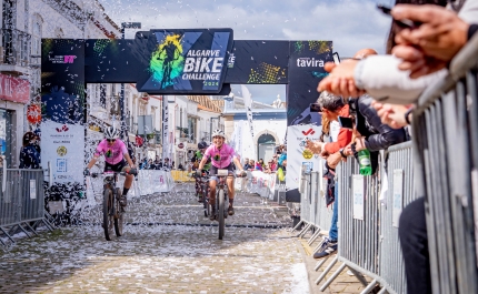 Algarve Bike Challenge: OS LUSOS RAMOS E MOTA SURPREENDEM NA ÚLTIMA ETAPA E VENCEM O ALGARVE BIKE CHALLENGE. A ESPANHOLAS BAENA E FELIPE SEM RIVAIS