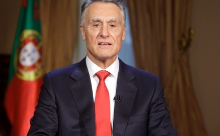 Os diplomas da «bagagem» de férias do Presidente da República