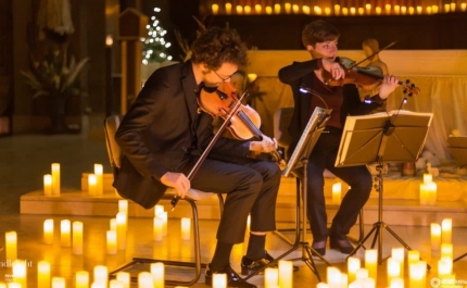 A Páscoa celebra-se no Algarve com Queen à luz das velas