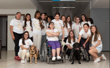 ARA visita Escola Secundária de Loulé e é recebida com surpresa especial