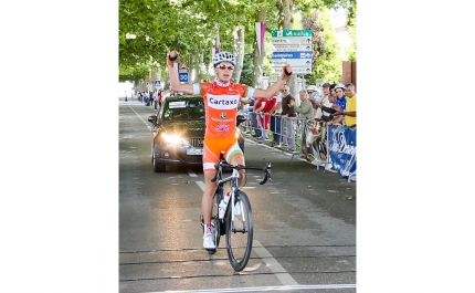 João Almeida faz a dobradinha no Campeonato Nacional de Fundo