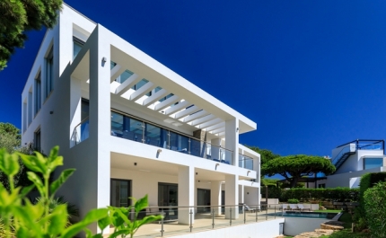Vale do lobo lança campanhas para final de verão e long stay para o inverno 