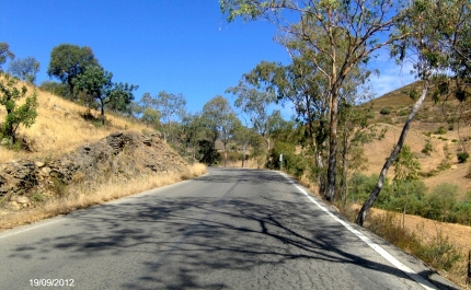 Avança a beneficiação da estrada de acesso a Cachopo e do Parque de Merendas de Água de Fusos 