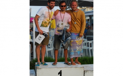 Paco Gallego vence 3ª edição do Stand Up Paddle Algarve na Praia de Faro