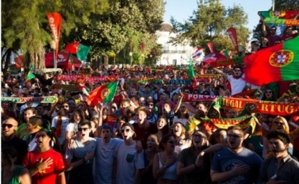 FARO | FINAL DO EURO 2016 TRANSMITIDA EM 2 ECRÃS 
