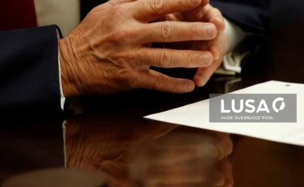 Retificação ao diploma do lay-of simplificado trava despedimentos