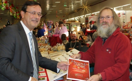 MERCADO DE NATAL TRANSFORMA EMA EM ESPAÇO DE MAGIA