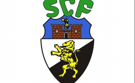 Farense renova contrato com sete jogadores e sobe três ex-juniores