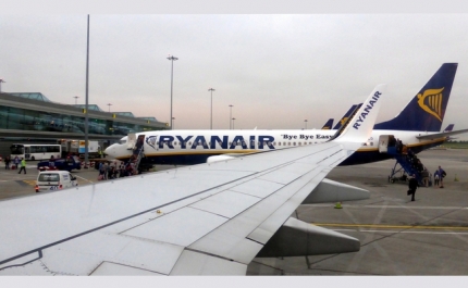 RYANAIR REFORÇA APOSTA EM FARO NO INVERNO