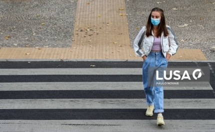Covid-19: Uso obrigatório de máscaras nos espaços públicos a partir de quarta-feira