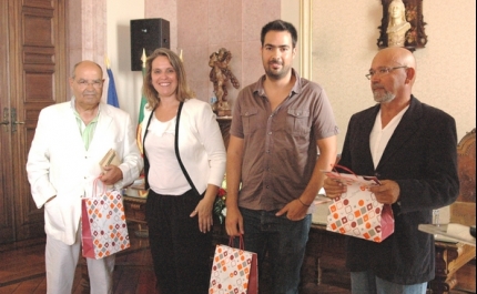 COMEMORAÇÕES DO DIA DO MUNICÍPIO DE SILVES ENCHERAM O SALÃO NOBRE DOS PAÇOS DO CONCELHO