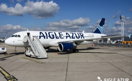 AIGLE AZUR JÁ VOA DE PARIS PARA O ALGARVE