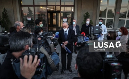 Covid-19: Abertura de escolas vai ser ponderada com especialistas e partidos na terça-feira