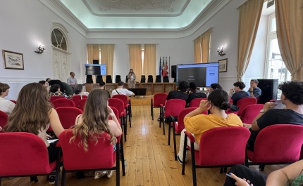 MUNICÍPIO DE FARO APRESENTA ESTRATÉGIA PARA A JUVENTUDE