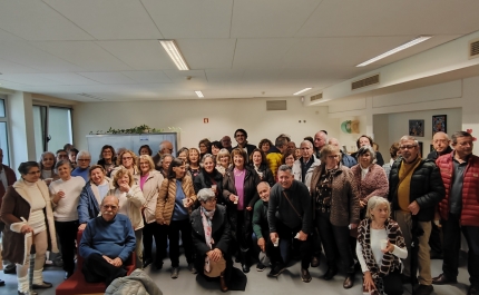 AEFFL promove reencontro de gerações em «Chá Convívio» para docentes e não docentes aposentados