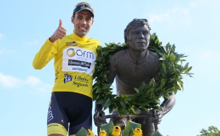 Delio Fernandez e Karel Hnik festejam na Carvoeira | 37.º GP Internacional de Ciclismo de Torres Vedras