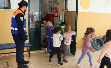 Mais de 13.000 alunos de Portimão participaram no programa municipal «A Escola e os riscos… Preparar para proteger!»