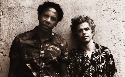 Tó Trips & João Doce no encerramento do «Serões de Outono»