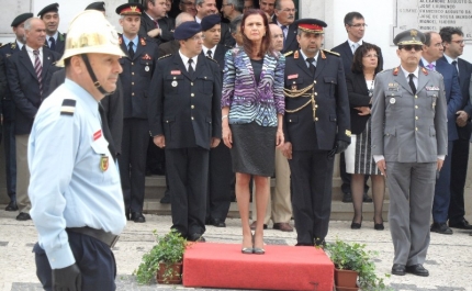 MINISTRA DA ADMINISTRAÇÃO INTERNA INAUGUROU NOVAS INSTALAÇÕES DE APOIO DA BASE DE HELICÓPTEROS EM SERVIÇO PERMANENTE DE LOULÉ